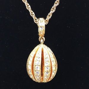 Joan Rivers egg pendant necklace